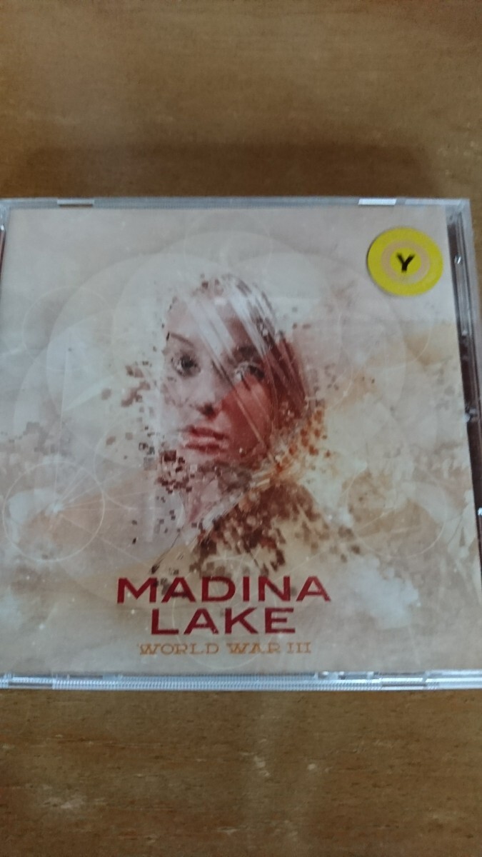 MADINA LAKE CD拍卖