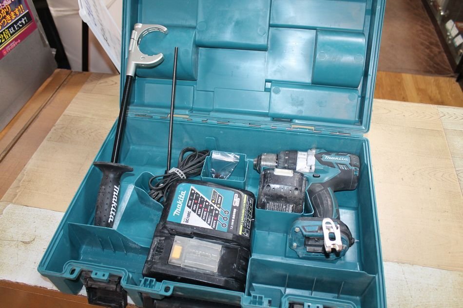 中古 makita 充電式振動ドライバドリル HP481D 充電器 DC18RC バッテリ BL1830 専用ケース HP481DRGX マキタ USED品 リサイクルマート半田拍卖