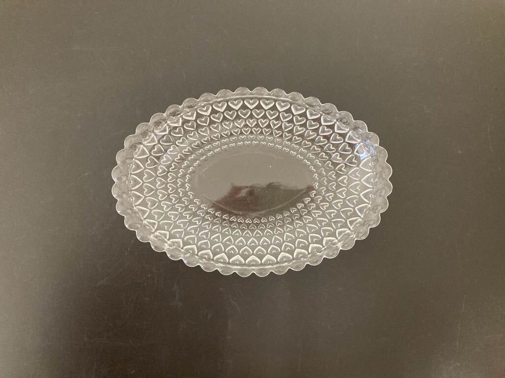 【ad2304009.38】レトロ可愛い☆ガラス製 プレート皿 ハート柄 約18×26㎝ 昭和レトロ アンティーク レトロ拍卖