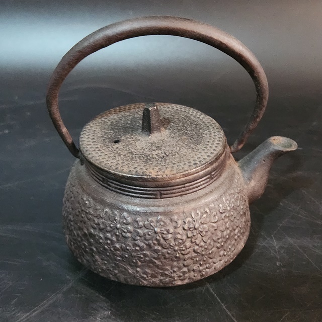 M56 鉄瓶 急須 ミニサイズ 約10㎝拍卖