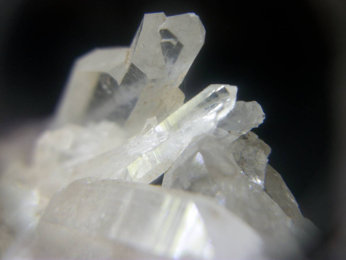 パキスタン ダビュラークォーツ 平板 異形 水晶 クラスター 見栄えが良い標本 ハイグレード ② 定型外発送拍卖