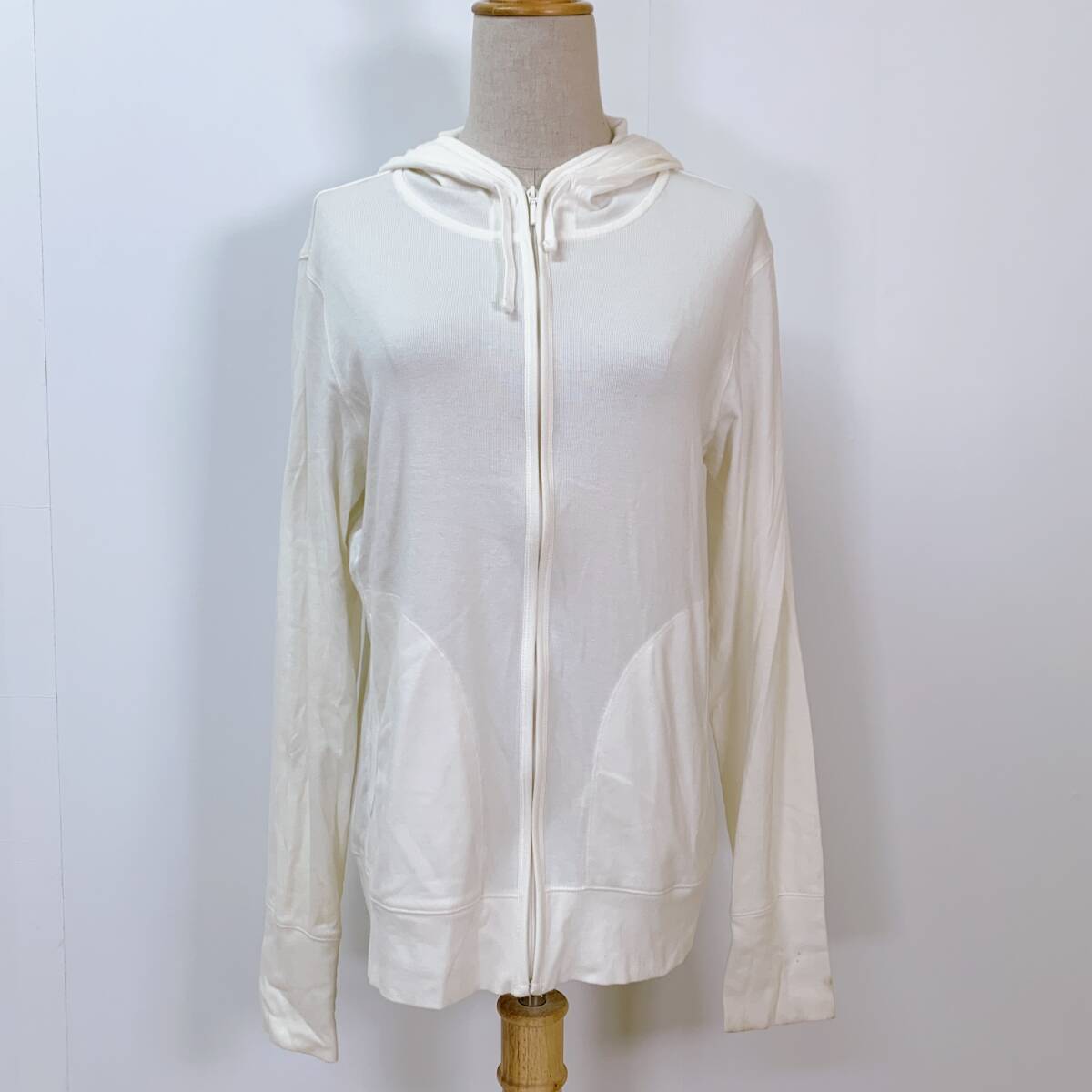 YH0747 UNIQLO ユニクロ レディース フルジップパーカー 長袖 オフホワイト XLサイズ 薄手 シンプル 人気 無地 万能 USED 古着拍卖