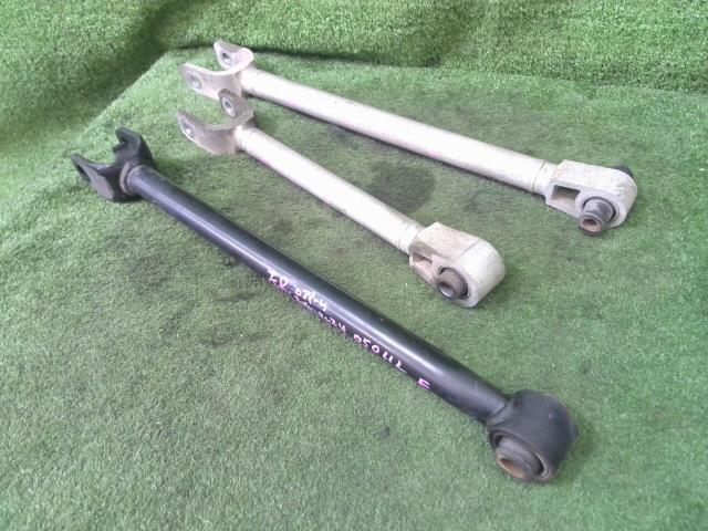 フーガ DBA-KY51 左後ろ 左リア ロアアーム 370GT VQ37VHR QAA 55120-1MA0D拍卖