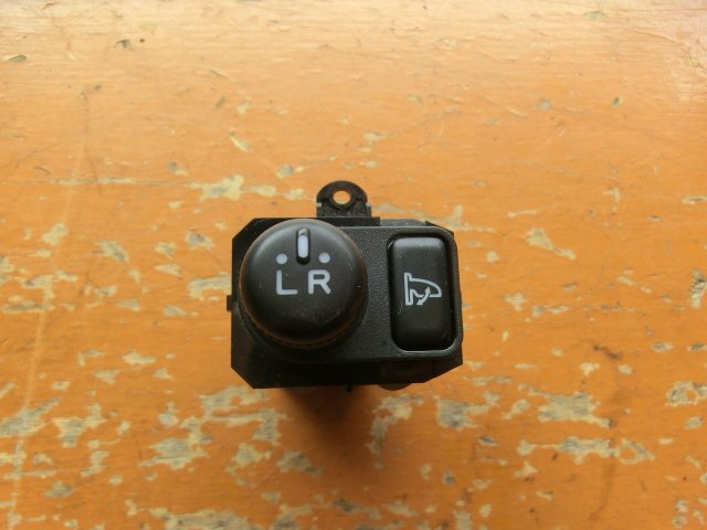 ムーヴ ドアミラー スイッチ 平成25年 DBA-LA100S カスタムRS ターボ 8.6万km 即決あり拍卖