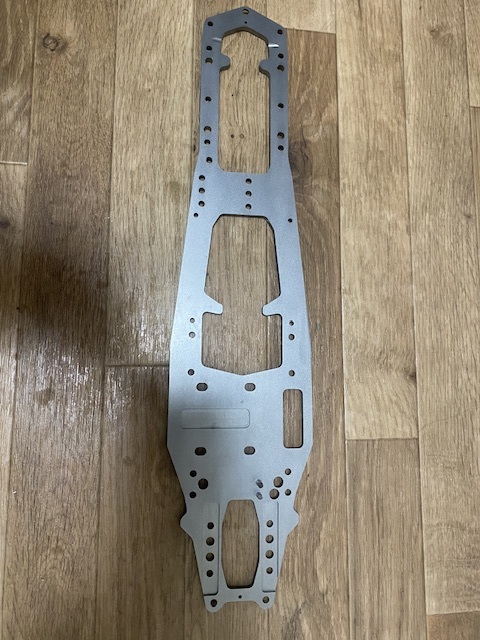 未使用 京商 ファントム EVO 1/8 メインシャーシ 1/8レーシング エボルバ OSエンジン拍卖