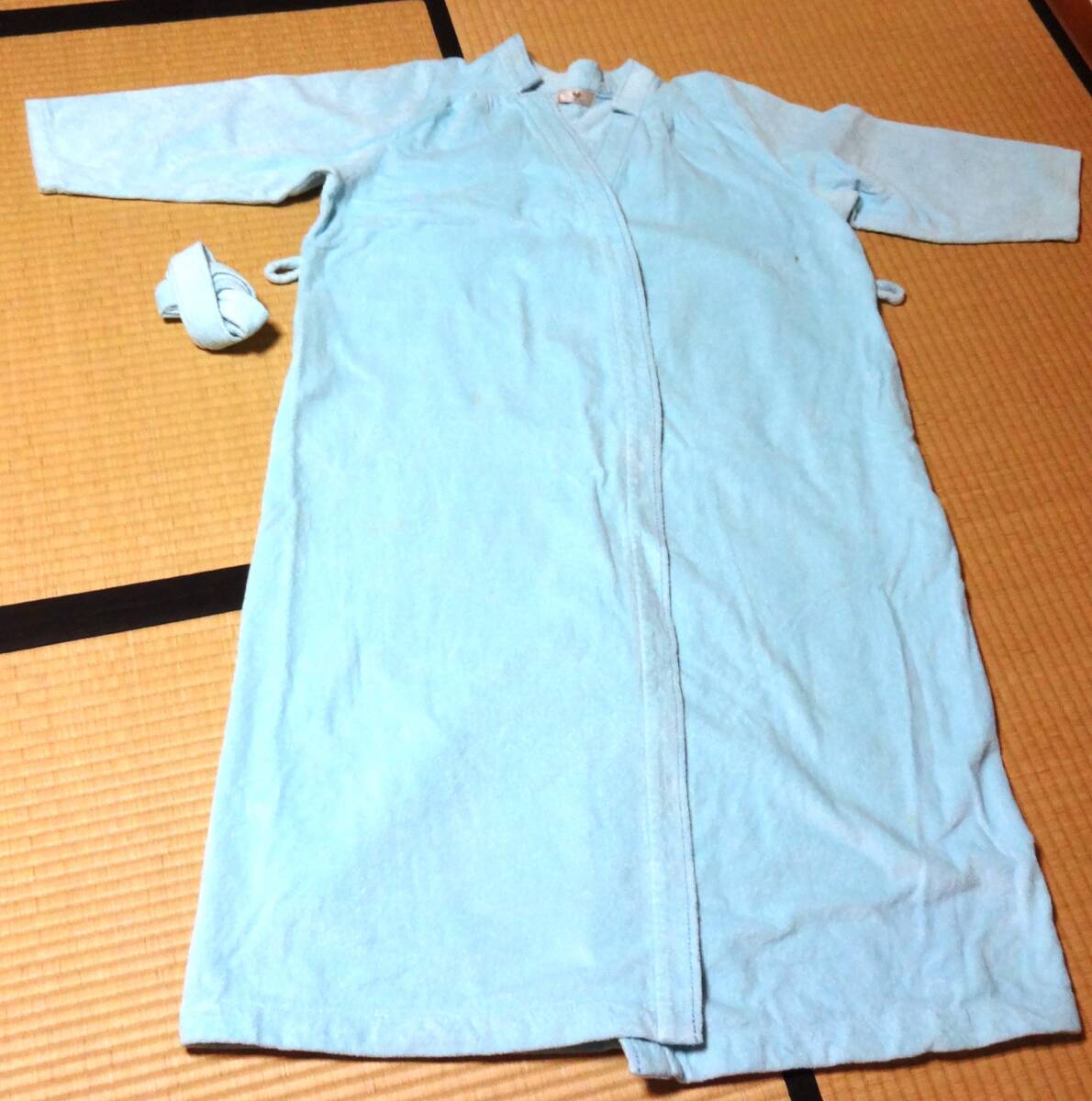 Wacoalワコールのタオル地空色バスローブ(ガウン)、Lサイズ、バスト(86-94)、綿100%、ガウンとして使用拍卖