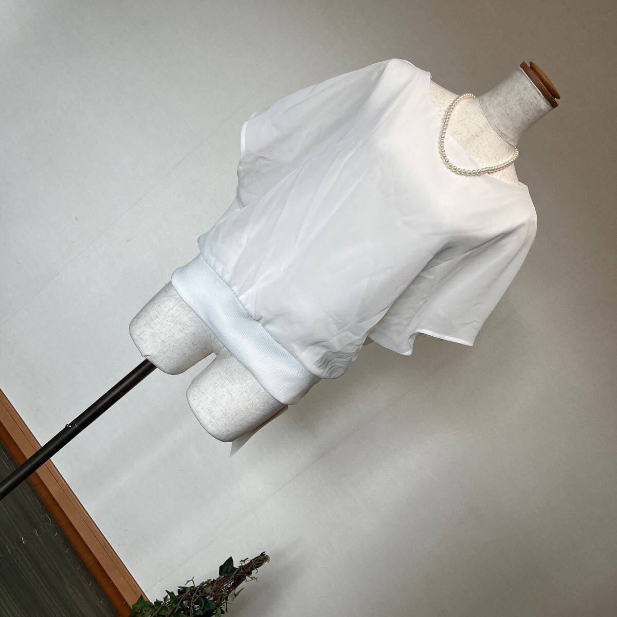 6-6新品 KOBE LETTUCE 半袖フレンチスリーブシアーカットソータンクトップ重ね着風プルオーバーブラウス オフホワイト L 11号13号拍卖