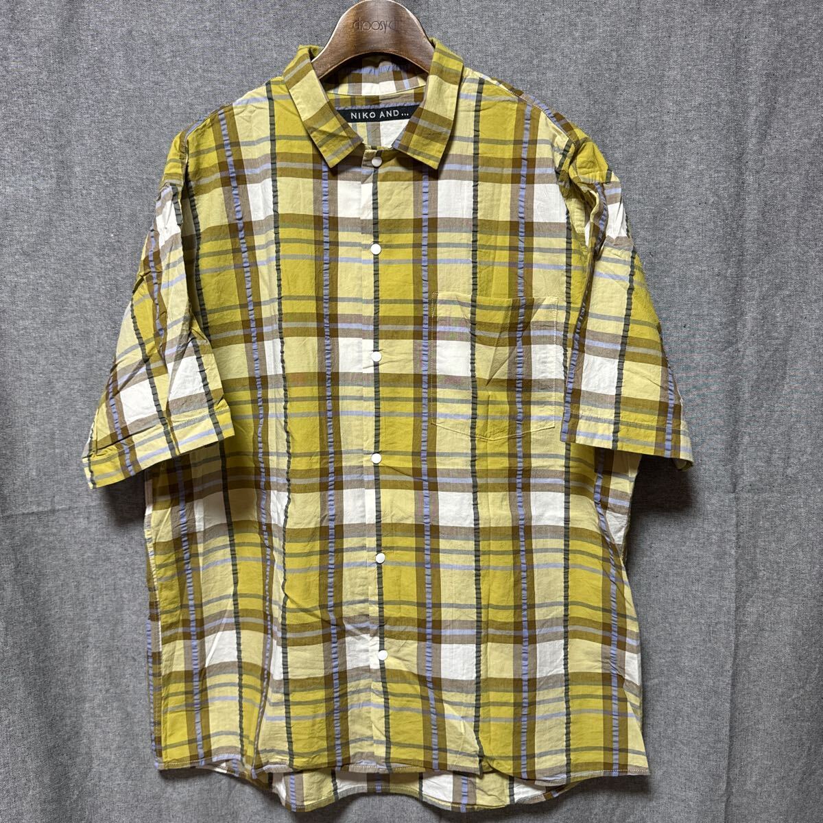 未使用 ニコアンド 半袖シャツ チェック柄 サッカー素材 M ぬ拍卖