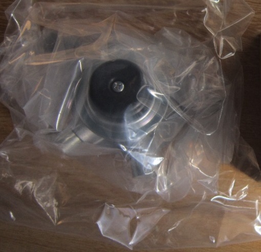 ★新品 未使用★トヨタ純正部品 TOYOTA ランクル ランドクルーザー 70系用 フューエルフィルタ キャップASSY PZJ70, HZJ70拍卖