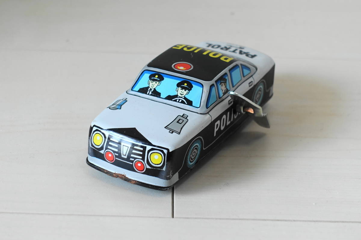 お勧め・ブリキ パトカー ミニカー MADE IN JAPAN 自動車 玩具 おもちゃ ゼンマイ式 昭和レトロ拍卖