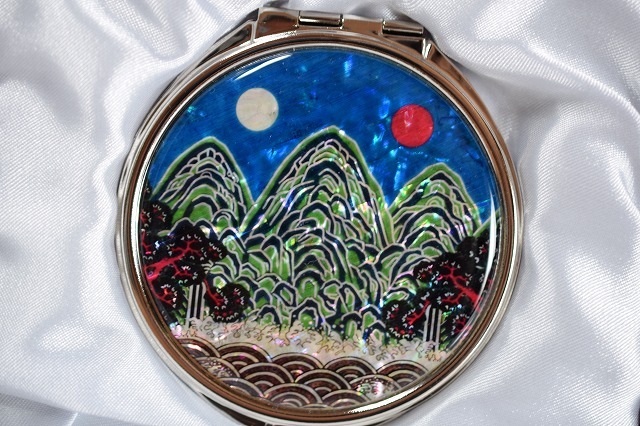 ◆◆韓国 伝統工芸◆螺鈿細工 コンパクトミラー◆日月五岳図◆送料無料!◆◆拍卖