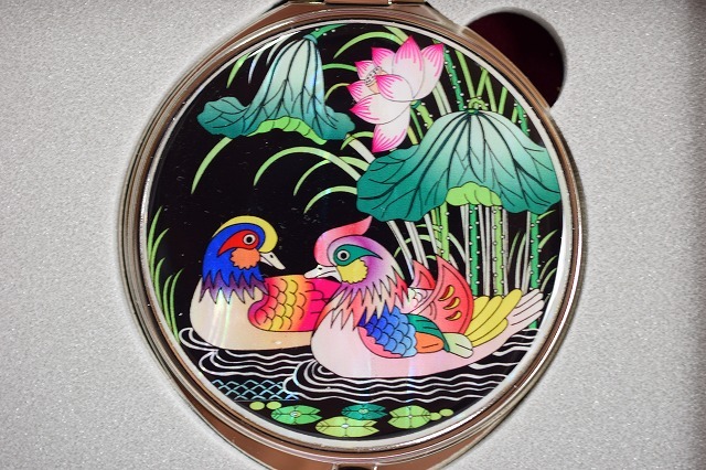 ◆◆韓国 伝統工芸◆螺鈿細工 コンパクトミラー◆対のアヒル◆送料無料!◆◆拍卖