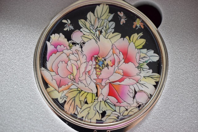 ◆◆韓国 伝統工芸◆螺鈿細工 コンパクトミラー◆牡丹◆送料無料!◆◆拍卖