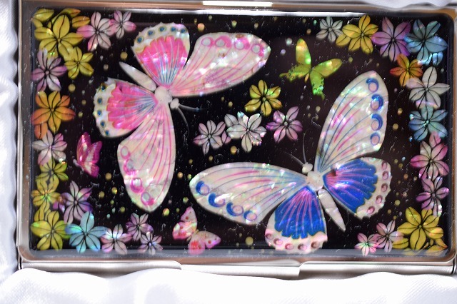 ■韓国 伝統工芸■螺鈿細工 名刺入れ■カラフル蝶3■送料無料!■拍卖