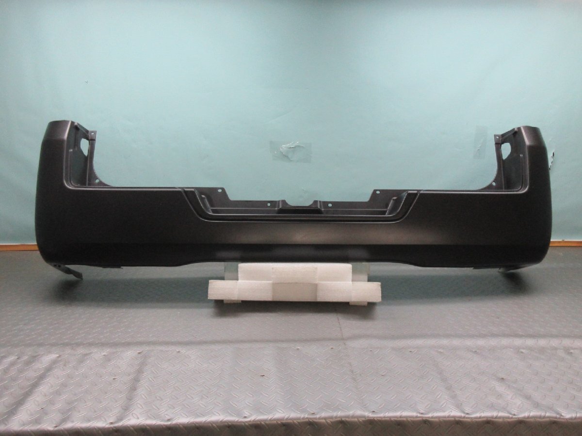 ◆ E26 NV350キャラバン NV350CARAVAN 純正 リアバンパー 85022-3XA0A 素地拍卖