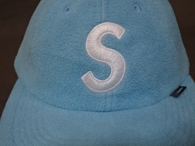 激レア USA購入【MADE IN USA】 スプリーム 【Supreme】 【Polartec】 【S】ロゴ刺繍入り キャップ サックス 中古良品拍卖