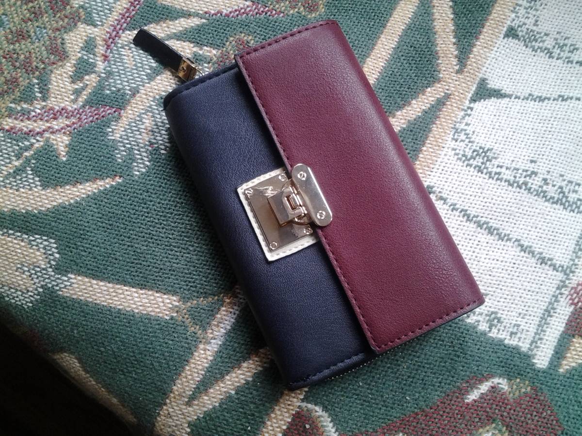 未使用 長財布 ネイビーとボルドーのバイカラー拍卖