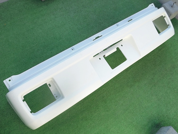 ☆準良品,送料安,素地★エブリイDA17Vリアバンパー,エブリイ,バン,エブリィ,エブリーDG17VスクラムNV100クリッパーDR17V白リヤバンパーRe:P拍卖