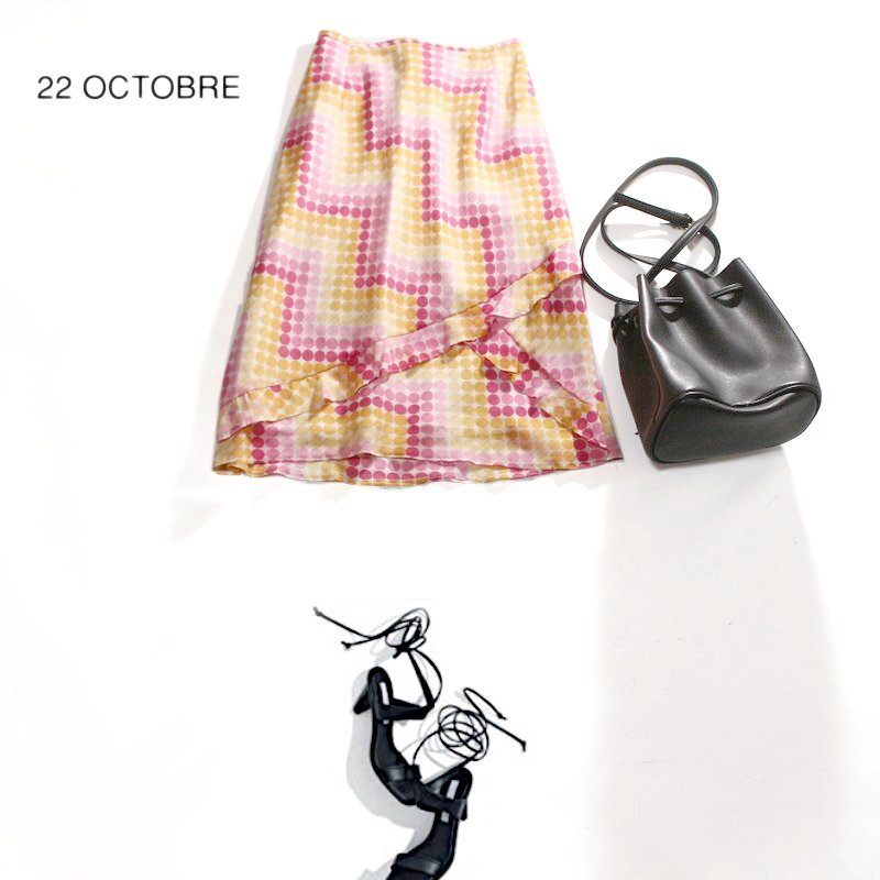 美品 22オクトーブル 22 OCTOBRE 株) 東京スタイル 春 夏 きれい色 レインボー ドット柄 ラメ シフォンスカート 9号 38 ピンク オレンジ拍卖