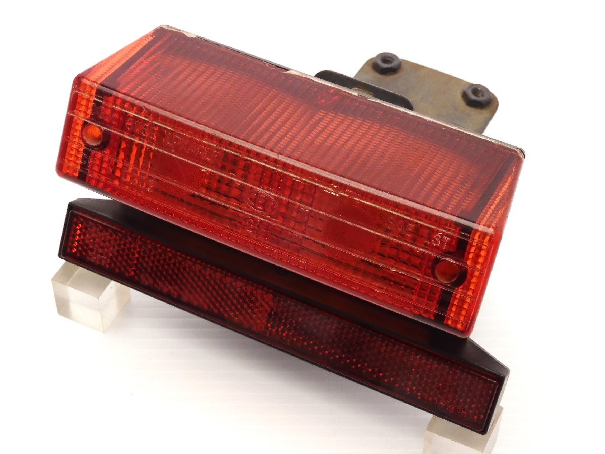 60【評価A】 モトグッチ V35 イモラ 当時物 純正 テールランプ 点灯動画有 DGM31182 LPXARLT CH 1 0202 211 CEV 18949拍卖