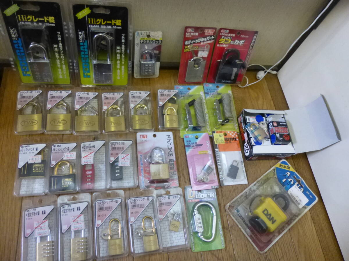 ◇新品 南京錠 安い物から高い物まで色々まとめて プロ用/防水/ダイヤル/ワイヤー/簡易鍵/ツル長/タフ/頑丈 検索 納屋 ガレージ 物置 倉庫拍卖