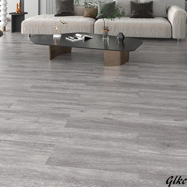 【初心者でも簡単にリメイクが可能な木目調フロアタイル】 木目 フロアシート 模様替え フローリング シート 剥がせる 玄関 トイレ拍卖