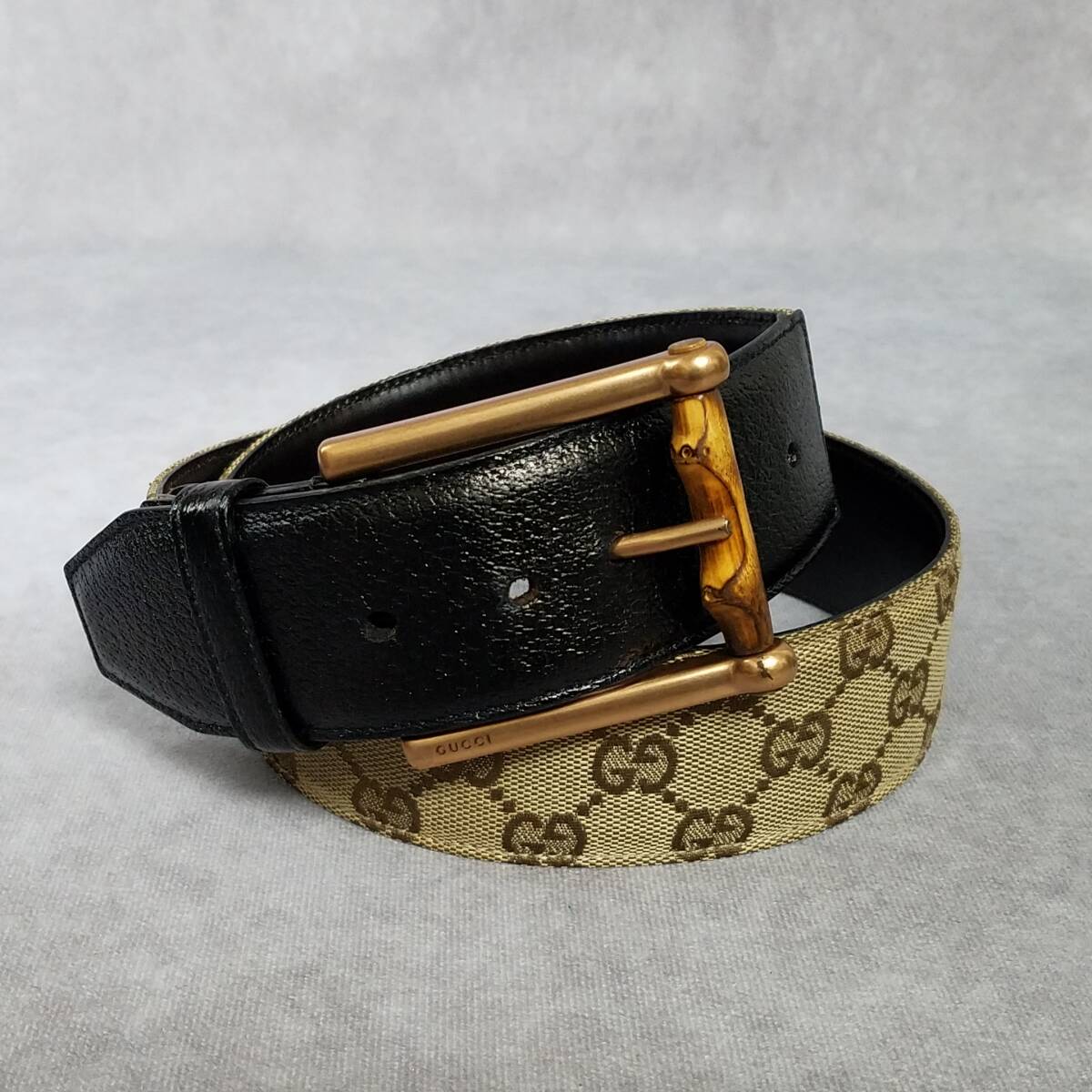 【良好 クリーニング済】 GUCCI グッチ 正規品 男女兼用 ベルト GGキャンバス シマ バンブー 本革 レザー レディース メンズ拍卖