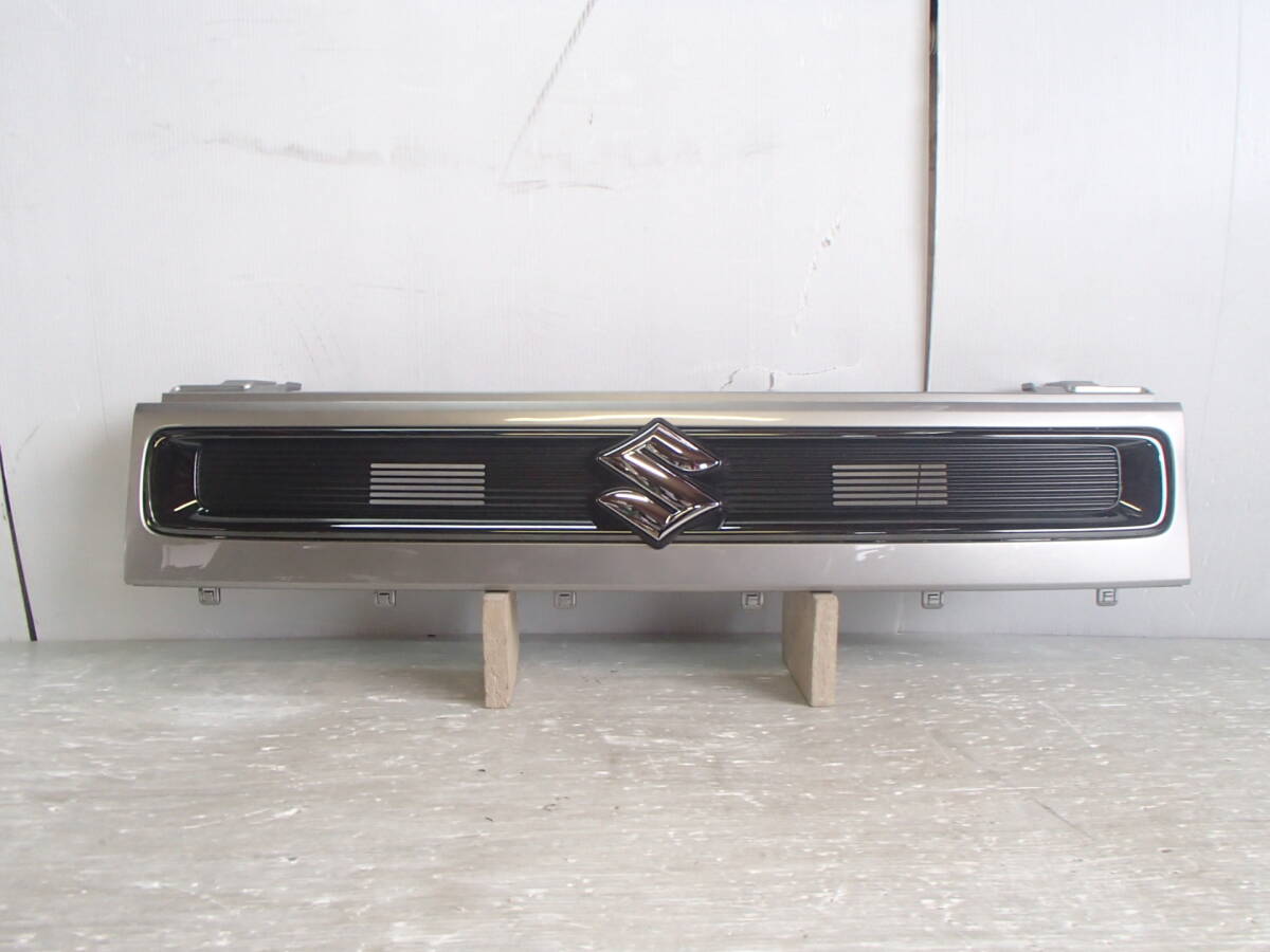 MH55S 後期 ワゴンR ハイブリッド FXリミテッド 純正 フリント グリル 71741-63R0・71740-63R01-D2Z 【24-851】拍卖