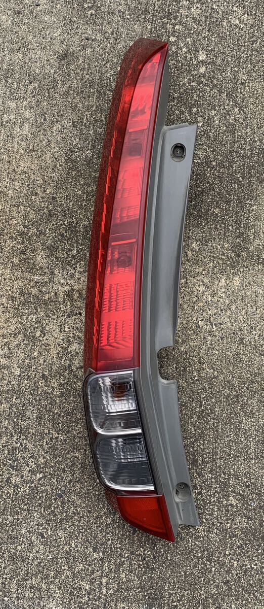 特大送料無料 RN6 ストリーム テールライト 助手席 左 ICHIKOH D038 HONDA 20250728拍卖