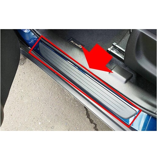 ◆新品 未使用 純正部品 マツダ アテンザ GJ スカッフプレート フロント リヤ セット ステップガード スズキ 流用 SX4 スイフトスポーツ◆拍卖