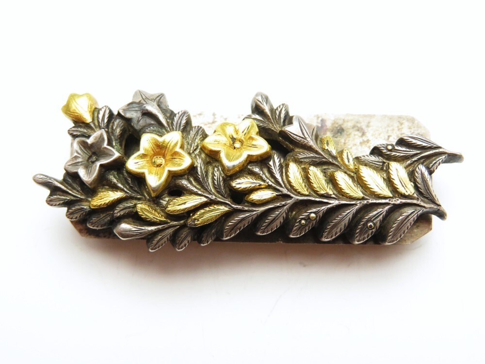 【8048】堤物 (江戸~明治)金工 銀製 桔梗 彫金 金具(初品・買取品)拍卖