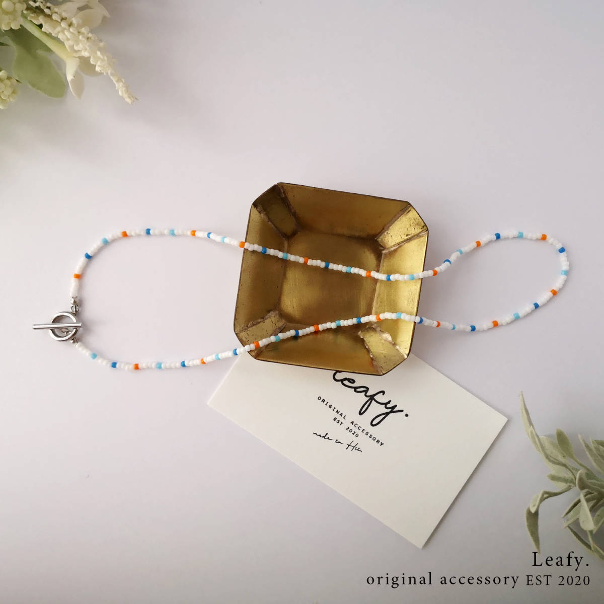 ビタミンカラーのビーズネックレス ビーズアクセサリー マンテル拍卖