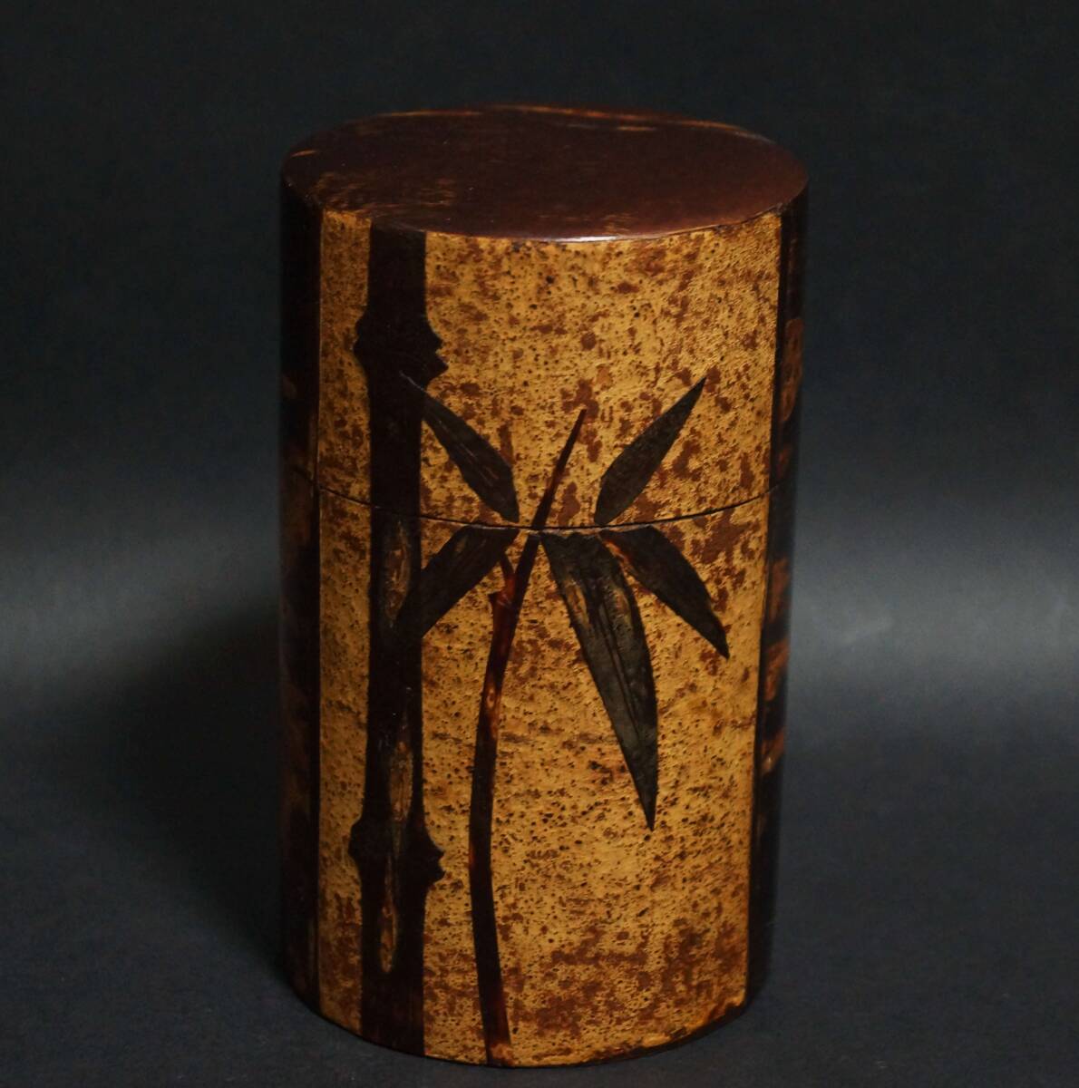 【閑】桜皮細工茶筒 樺細工 竹林 茶道具 茶葉入れ 秋田伝統工芸★時代物★6D0601拍卖