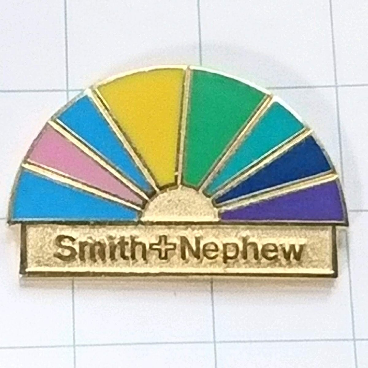 送料無料)Smith & Nephew 医療機器メーカー 輸入 ピンバッジ ピンズ PINS A24926拍卖