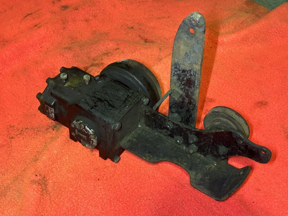 メルセデスベンツW180 ポントン220S エアコンACコンプレッサー ワンオフステー 純正 Mercedes Benz Ponton TSUGAMI MFG T-AAC ツガミ拍卖