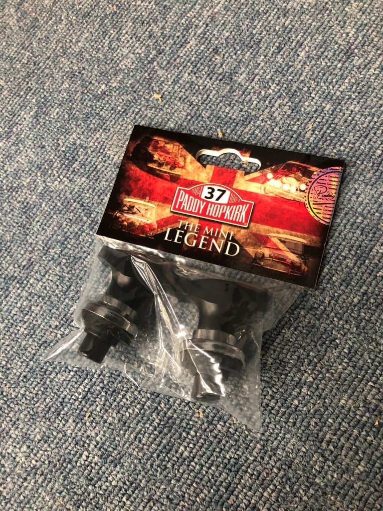 即日発送!残2! 新品 ROVER MINI ローバー ミニ Paddy Hopkirk ロッカーカバー Tバーセット拍卖