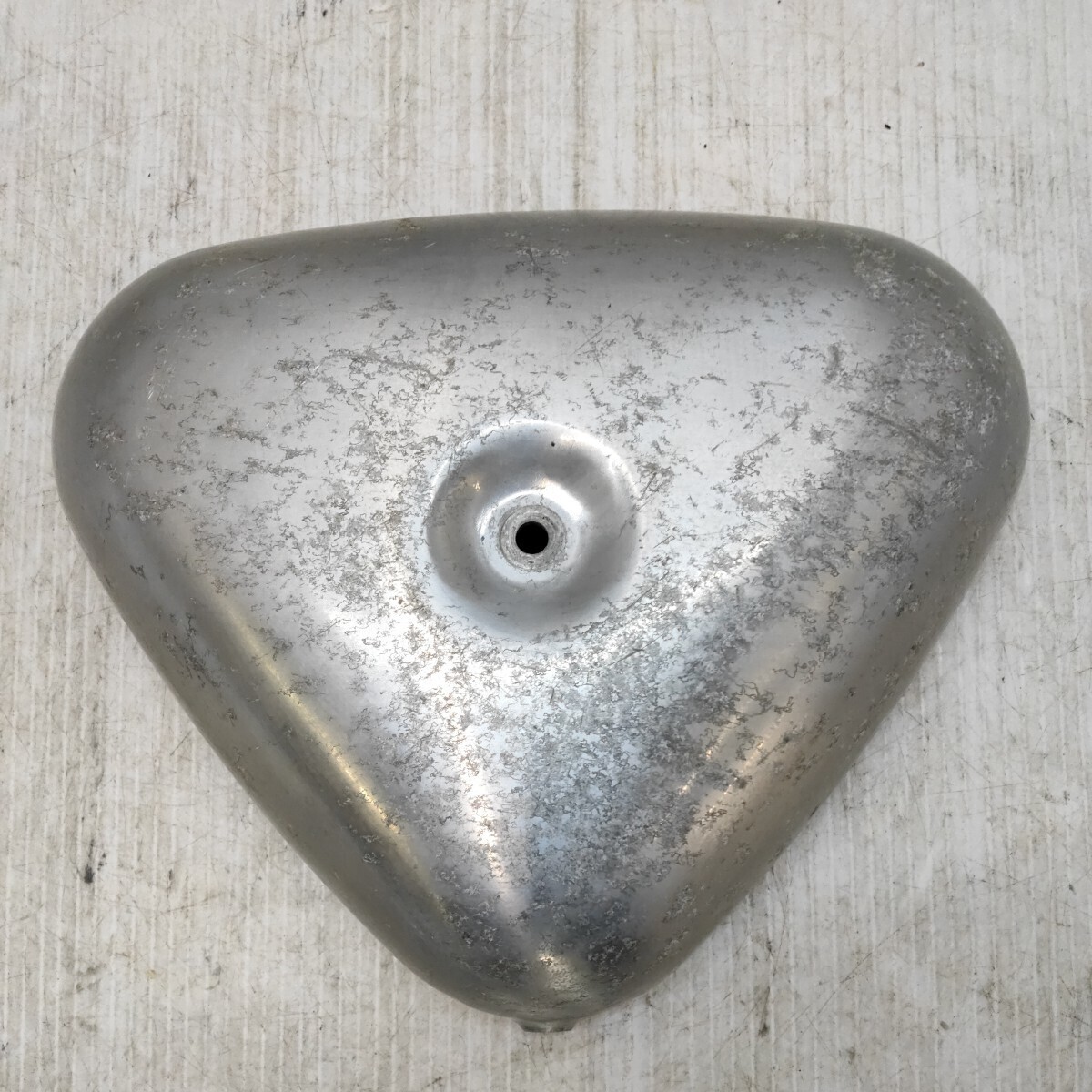 【0409-24】 ホンダ スティード400? 純正エアクリーナーカバー拍卖