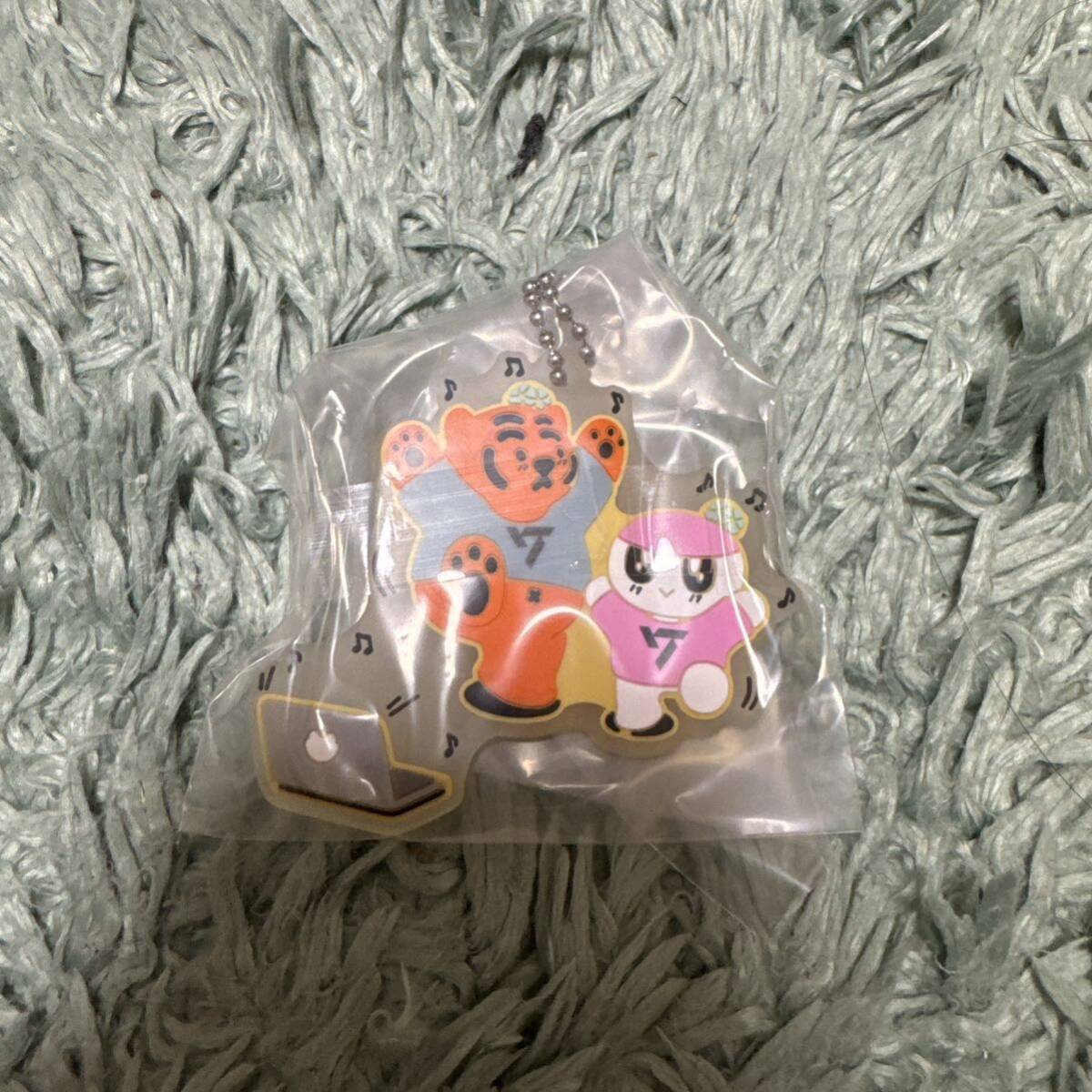ボンボンイ MUZIK TIGER キーホルダー ムジークタイガー セブチ拍卖