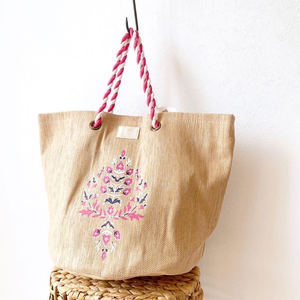 ★新品★ビッグサイズRoxyロキシー 軽量バケツ型トートバッグ ショルダー かごバッグ紺ネイビー大容量ビーチバッグ白ホワイト バスケット拍卖