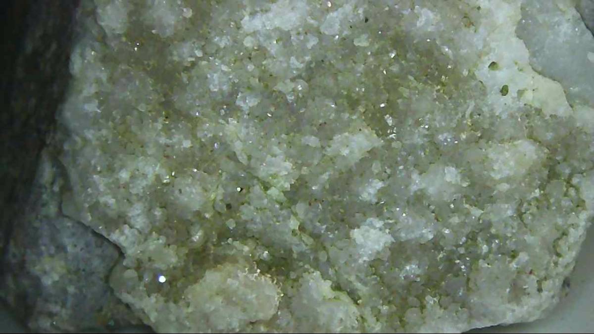 栃木県万珠鉱山産【ざらめ水晶】拍卖