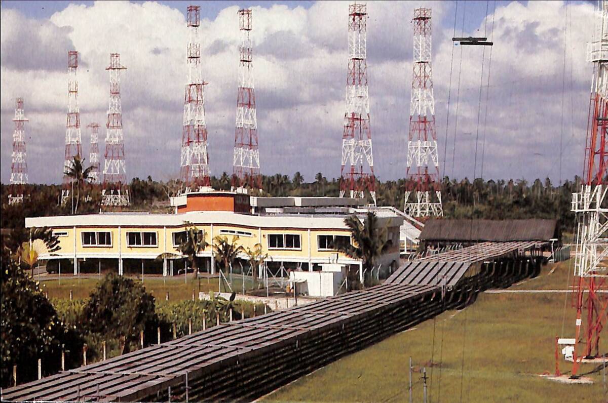 即決★送料無料★BCL★入手困難★希少ベリカード★BBC・極東中継局★英国放送協会★シンガポール★1990年拍卖