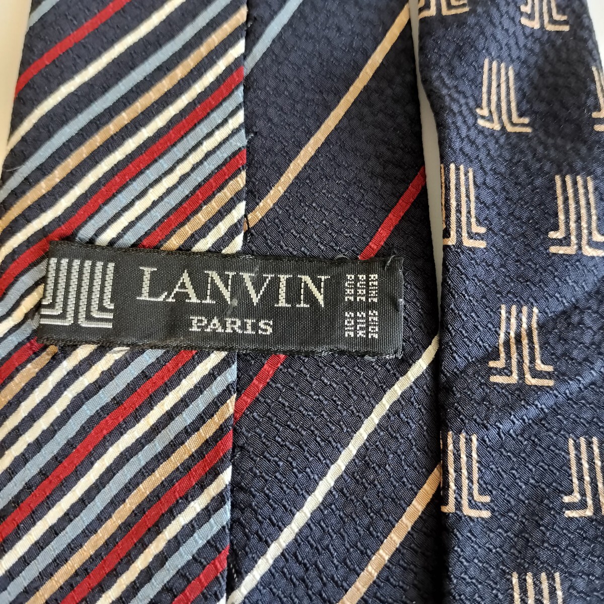 ランバン(LANVIN)紺マルチカラーストライプロゴネクタイ拍卖