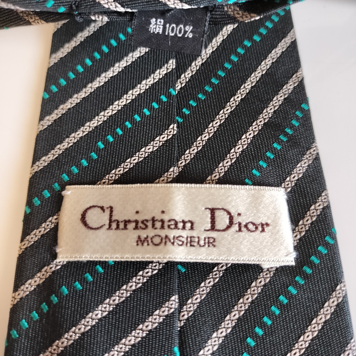 Christian Dior(クリスチャンディオール)黒緑ストライプネクタイ拍卖