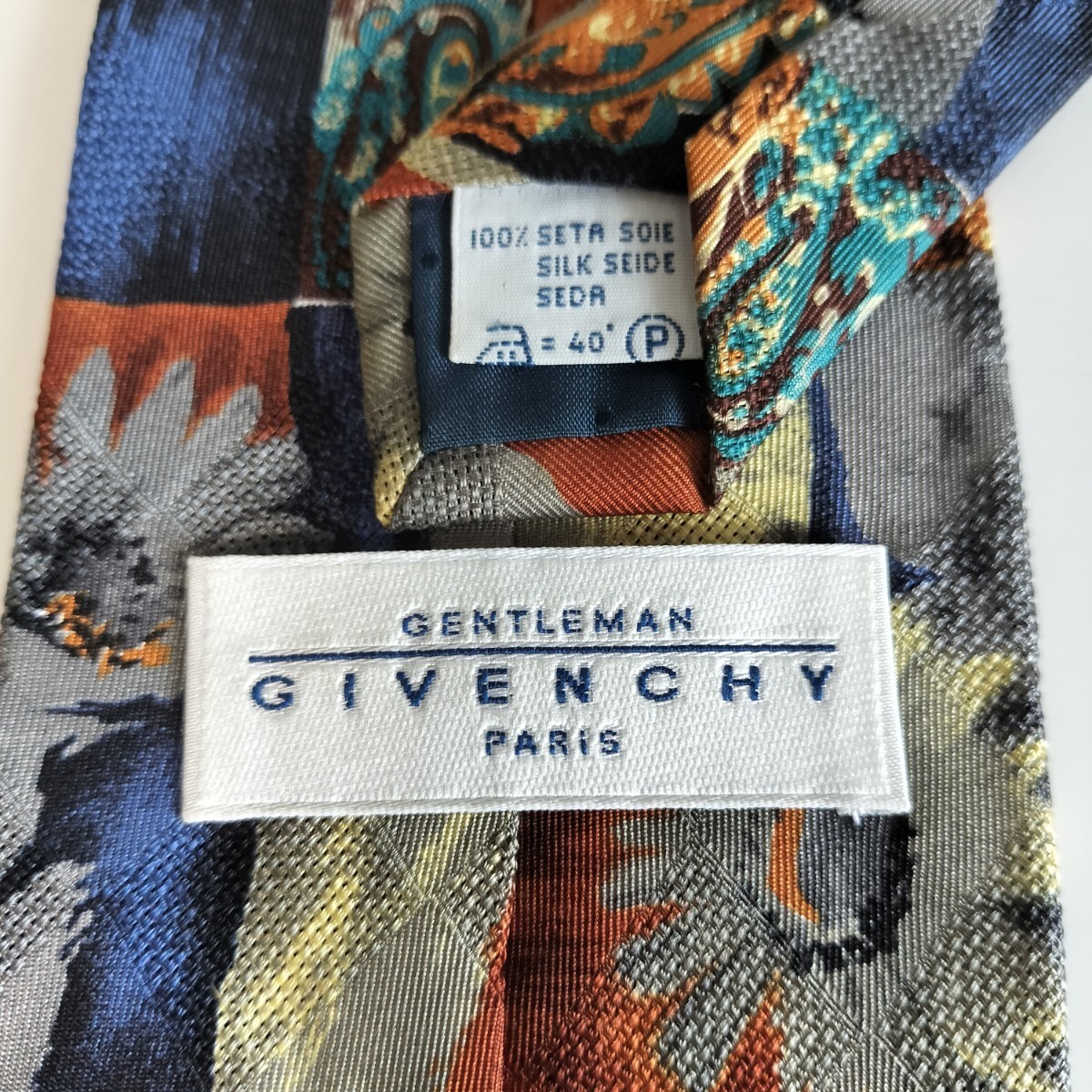 ジバンシィ (GIVENCHY)ジバンシー青マルチカラー四角花ネクタイ拍卖