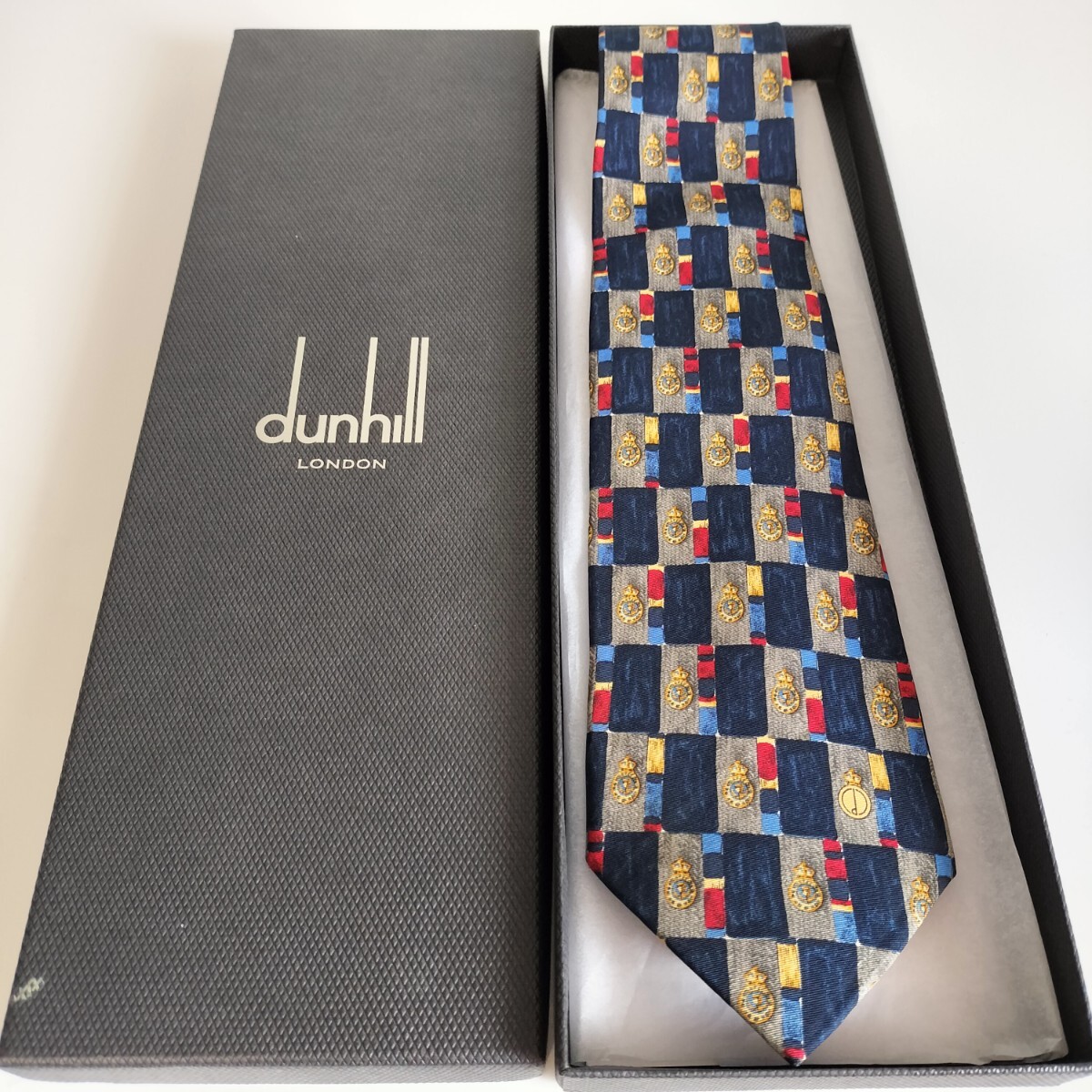 ダンヒル(Dunhill)紺ペンダントDロゴネクタイ拍卖