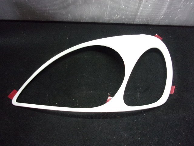 ヴィッツ トヨタ純正 ヘッドランプガーニッシュ 左 助手席側 08424-52010 新品 棚Y31拍卖