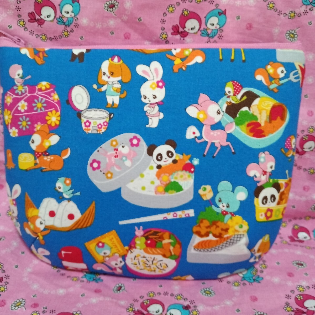 51A-076 昭和レトロはいから横町お弁当箱柄 ファスナーポーチ ハイカラ横丁 昭和レトロ レトロポップ はいから横丁拍卖