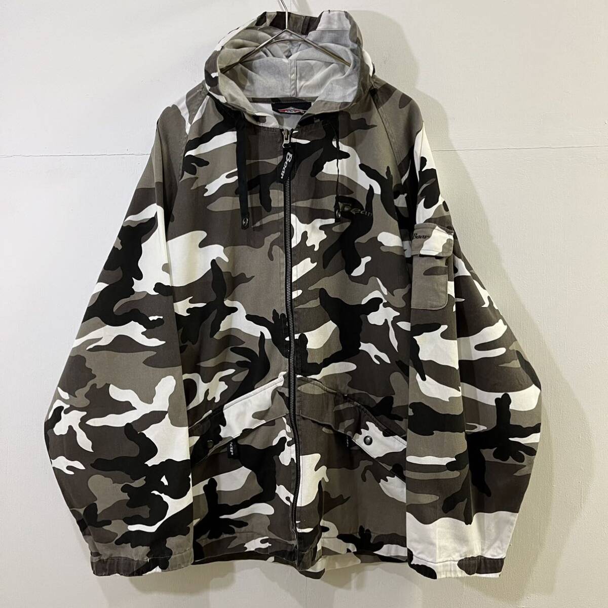 BEAR ジップアップパーカー 総柄 迷彩柄 カモフラ柄 ラグランスリーブ 刺繍ロゴ ワンポイント フード 希少 ベアー【送料一律/同梱可能】I拍卖