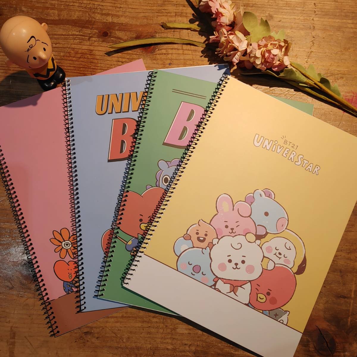 キュートBT21BTS ユニバースター 罫線ノート 4冊セット拍卖