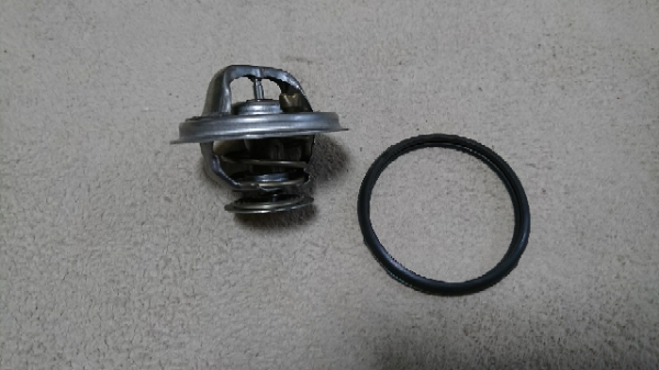 ジャガーS-TYP、FX、xj8等、サーモスタット新品です。拍卖